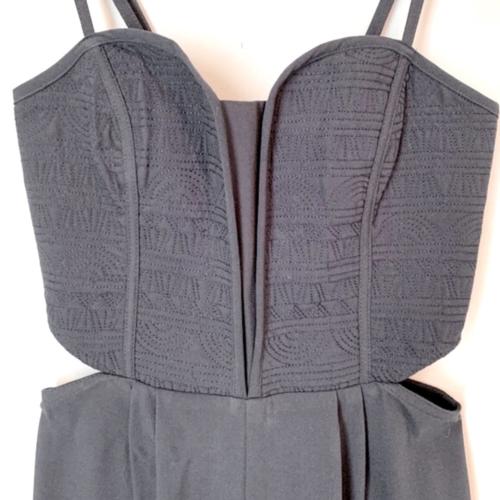 Divided by H&M size 4 cut-out jumpsuit - Picture 6 of 16
